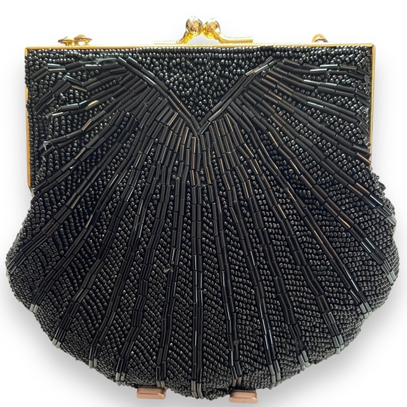 Hasting & Smith Black Beaded Sequins Clamshell Evening Purse Gold Accents - Picture 2 of 8